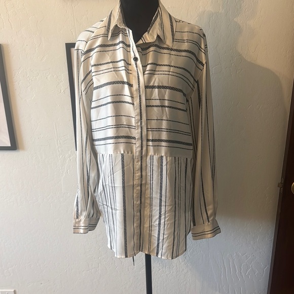 Karl Lagerfeld White and Black Striped Blouse - NWOT - Picture 2 of 9